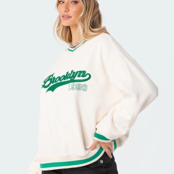 NWT Edikted Brooklyn Oversize Sweatshirt - Picture 2 of 6